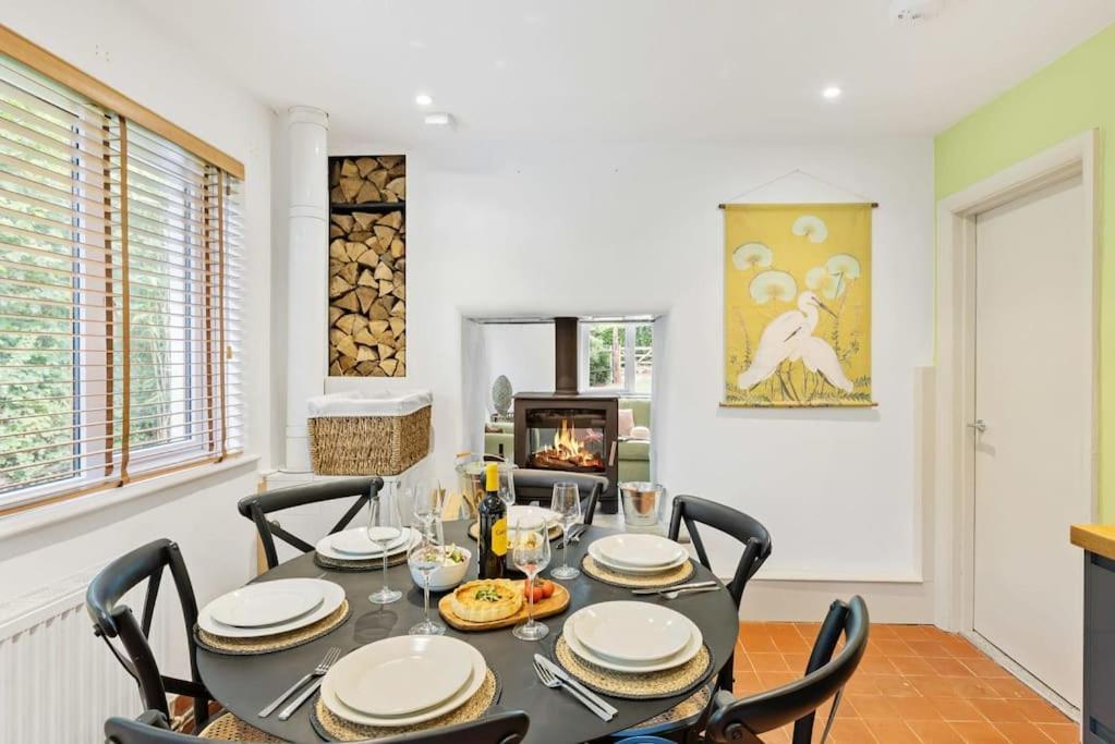 Bramblewood - Cosy Chic, Hot Tub, Close To Beach Stokeinteignhead 外观 照片