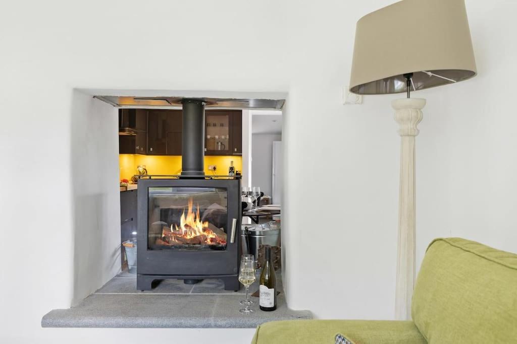 Bramblewood - Cosy Chic, Hot Tub, Close To Beach Stokeinteignhead 外观 照片