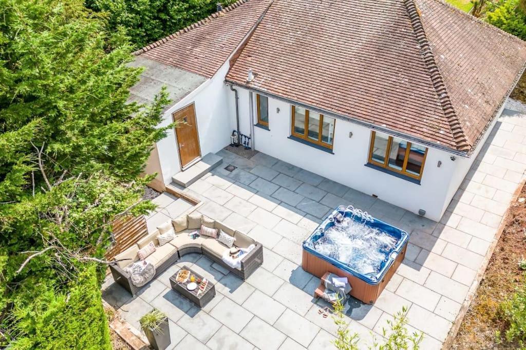 Bramblewood - Cosy Chic, Hot Tub, Close To Beach Stokeinteignhead 外观 照片